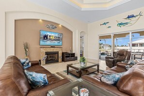 Télévision, chaîne hi-fi