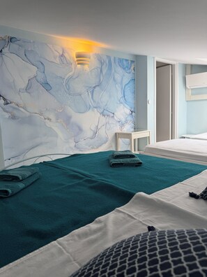 3 bedrooms, iron/ironing board, free WiFi, bed sheets