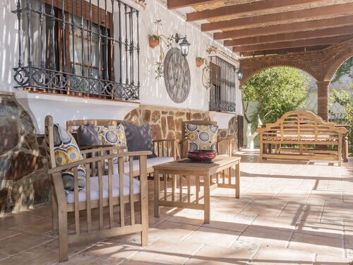 Cubo's Casa Rural Sol / private pool / free Wi-Fi