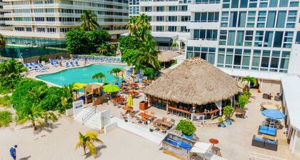 BEACHFRONT CONDO !! ...2BR/2 Baths....GREAT LOCATION !!