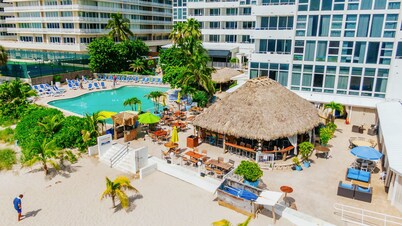 BEACHFRONT CONDO !! ...2BR/2 Baths....GREAT LOCATION !!