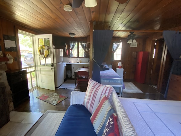 1 habitación, wifi y ropa de cama 
