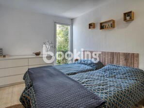 2 dormitorios, tabla de planchar con plancha, wifi y ropa de cama
