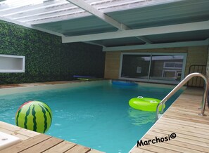Piscine couverte, piscine chauffée