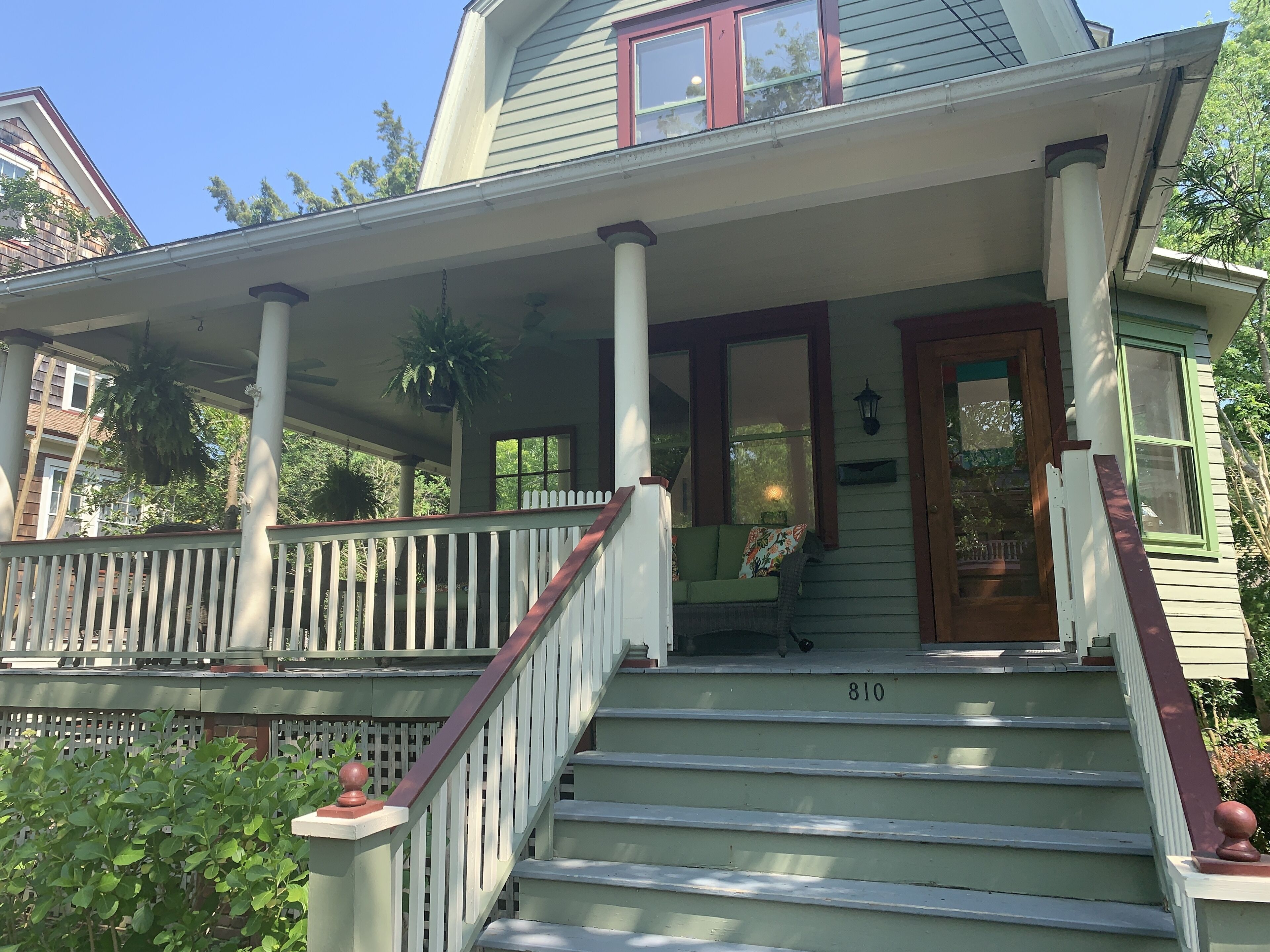 Historic Home on Gorgeous Street - Walk to everything !
