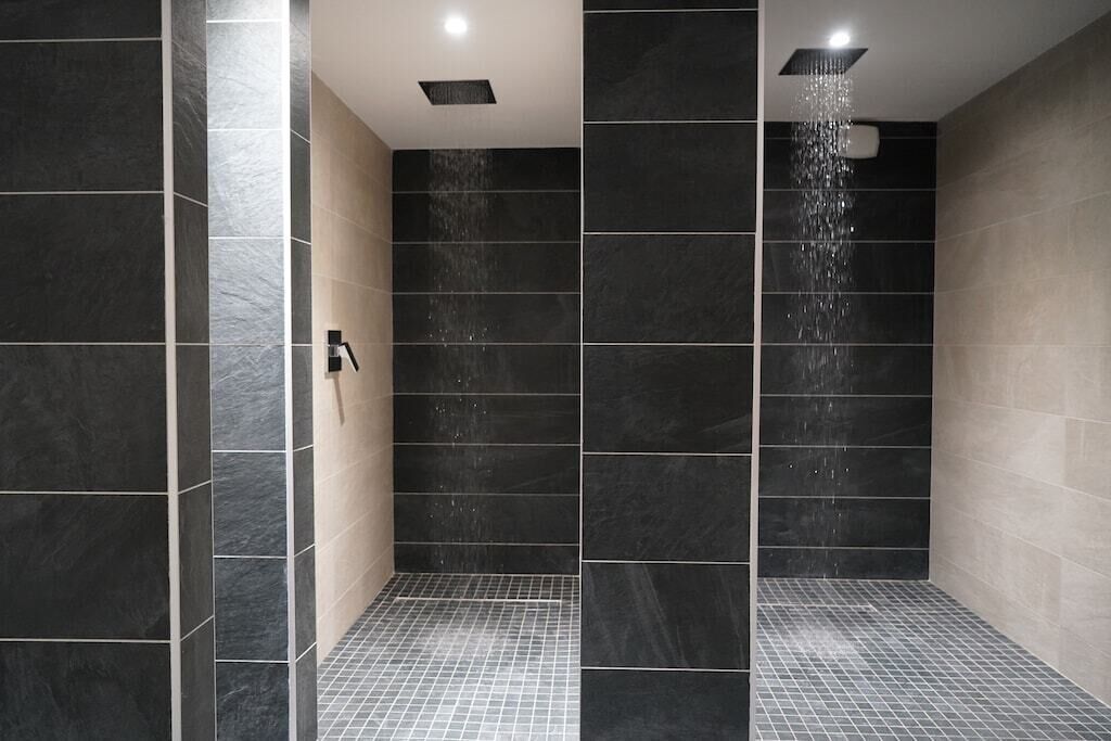 Sauna et douches