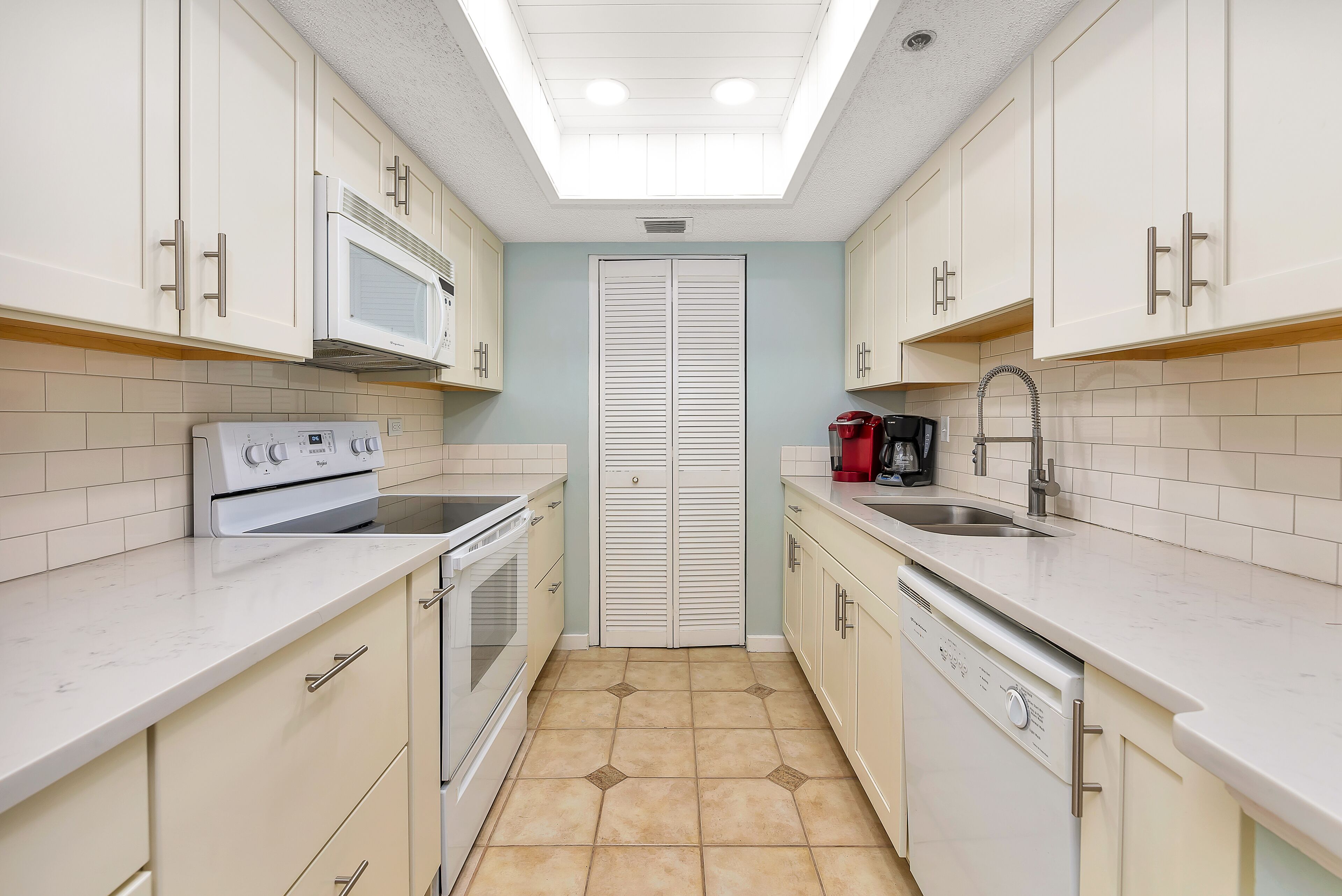 Beachfront Condominium with Courtyard View! Amenities Include Pool, Tennis and Fitness Ctr