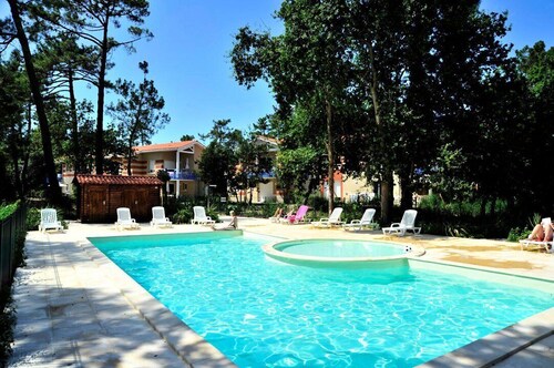 021 - Schöne Wohnung mit privatem Garten