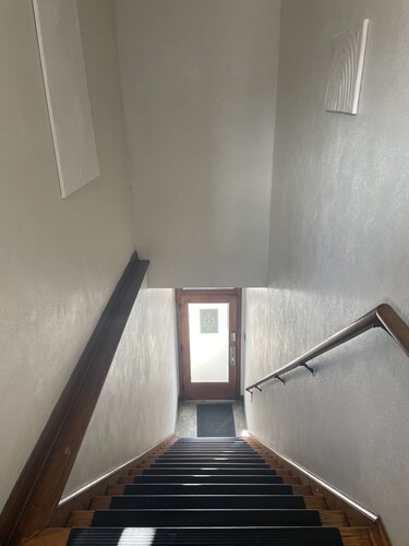 The Main Street Stay - Unit 1 - NRG