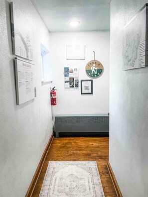Interior - The Main Street Stay - Unit 1 - NRG (Ansted)