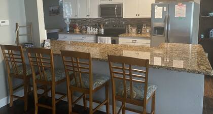 Newly Renovated Farmhouse!