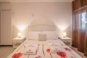 2 bedrooms, WiFi, bed sheets - WePuglia - Sunflower House (Monopoli)