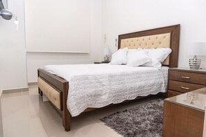 2 bedrooms, iron/ironing board, WiFi - Samaria Beach Club Apt 1036 <br>Santa Marta, COLOMBIA  (Santa Marta)