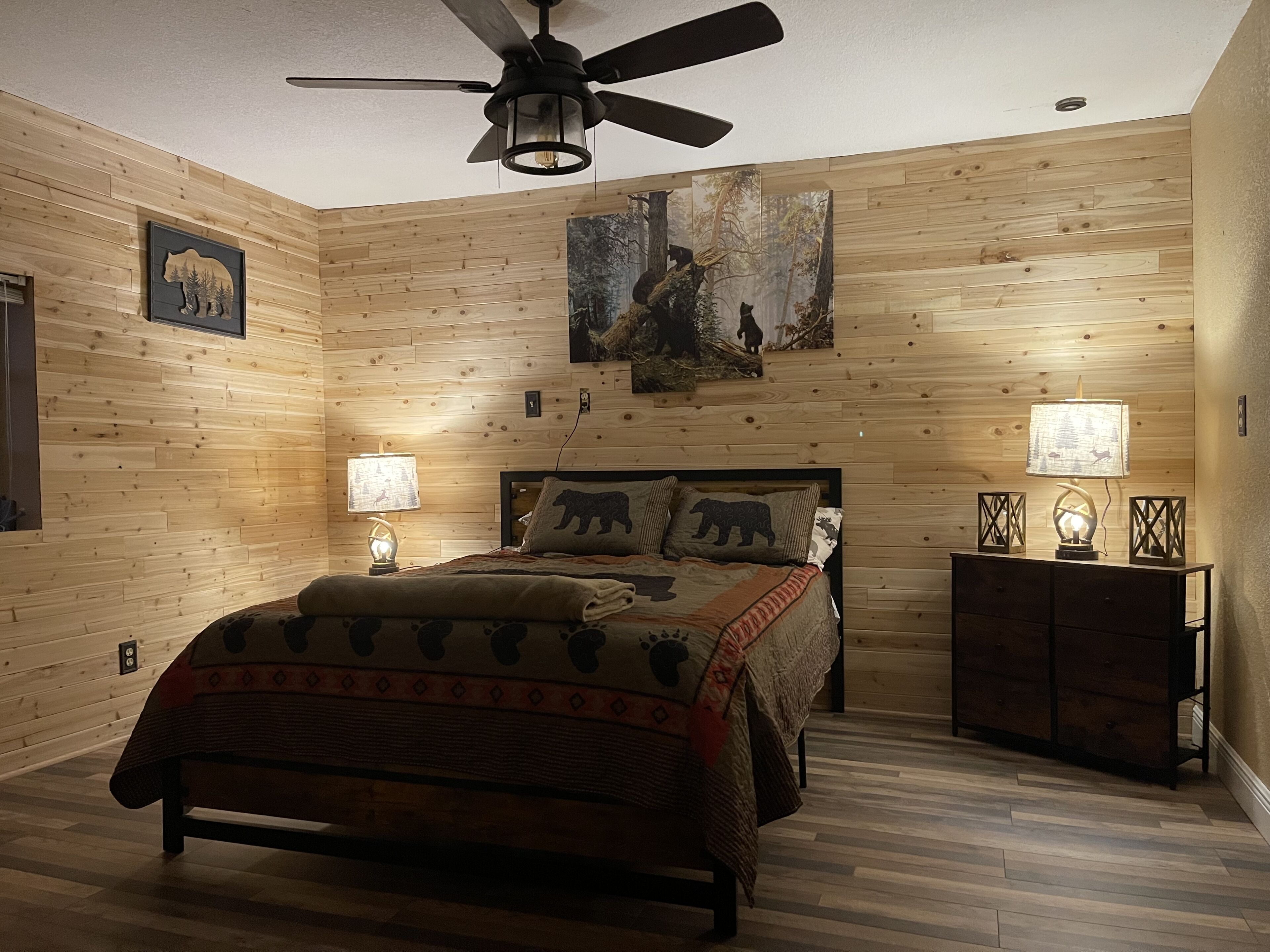 Cozy cabin lake house ( long term stay specials)