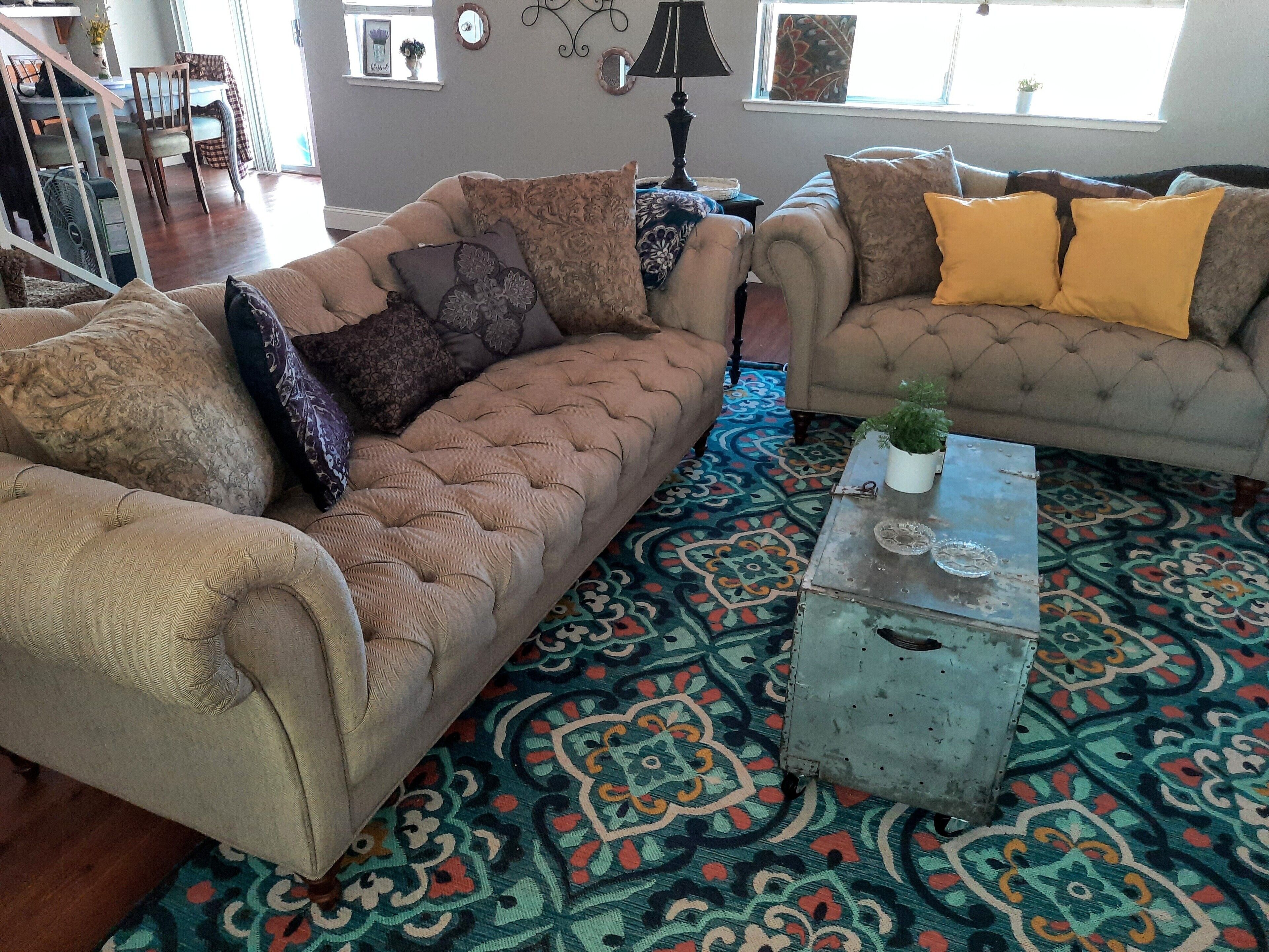 Smart TV, fireplace, offices, printers