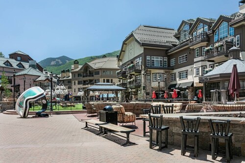 Convenient 2BR Right in Heart of Beaver Creek - Enjoy Ease of Skiing, Restaurants, & Amenities!