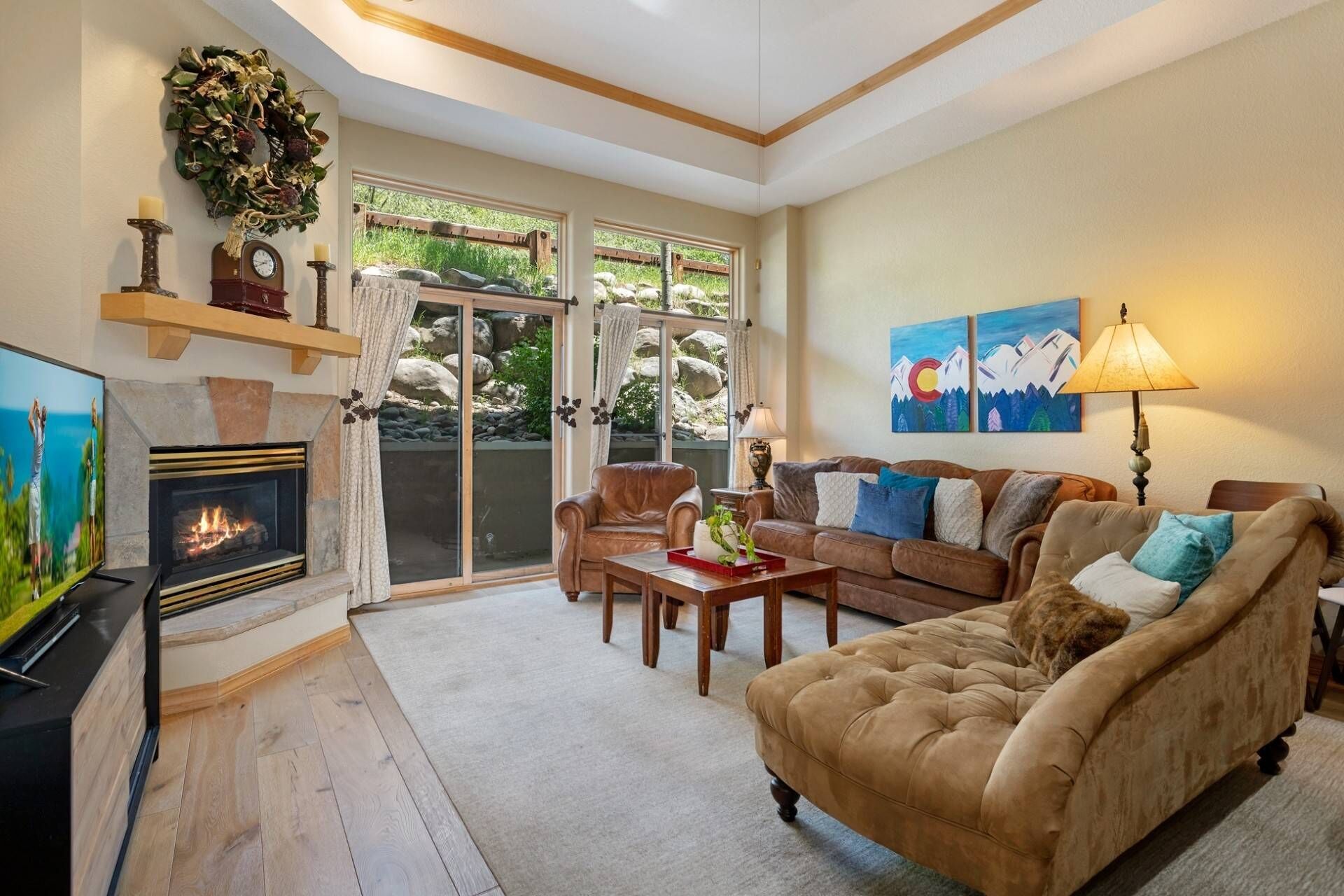 Give Thanks, Get 10% off your stay 11/1 - 12/18!