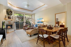 Unclassified image, 2 of 41, button