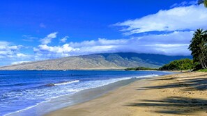 On the beach, beach towels - Ohana Paradise w/ Ocean View,  Longest beach on Maui, Sugar Beach, Sleeps 4 (Kihei)