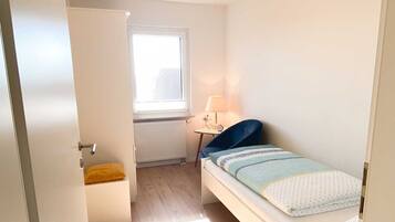 3 bedrooms, WiFi, bed sheets