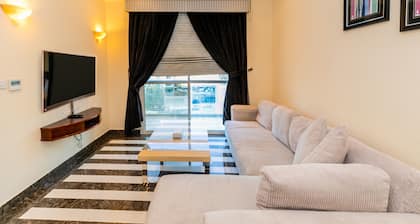Royal Mirage Hotel and Apartments