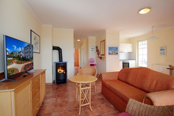 Unclassified image, 1 of 10, button