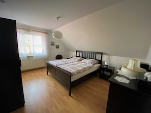 1 bedroom, iron/ironing board, travel crib, WiFi