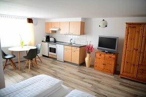1 Schlafzimmer, WLAN, Bettwäsche