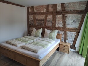 2 chambres, lit parapluie, Wi-Fi gratuit, draps fournis