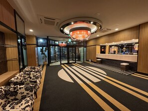 Imej tidak diklasifikasikan, 2 daripada 25, butang