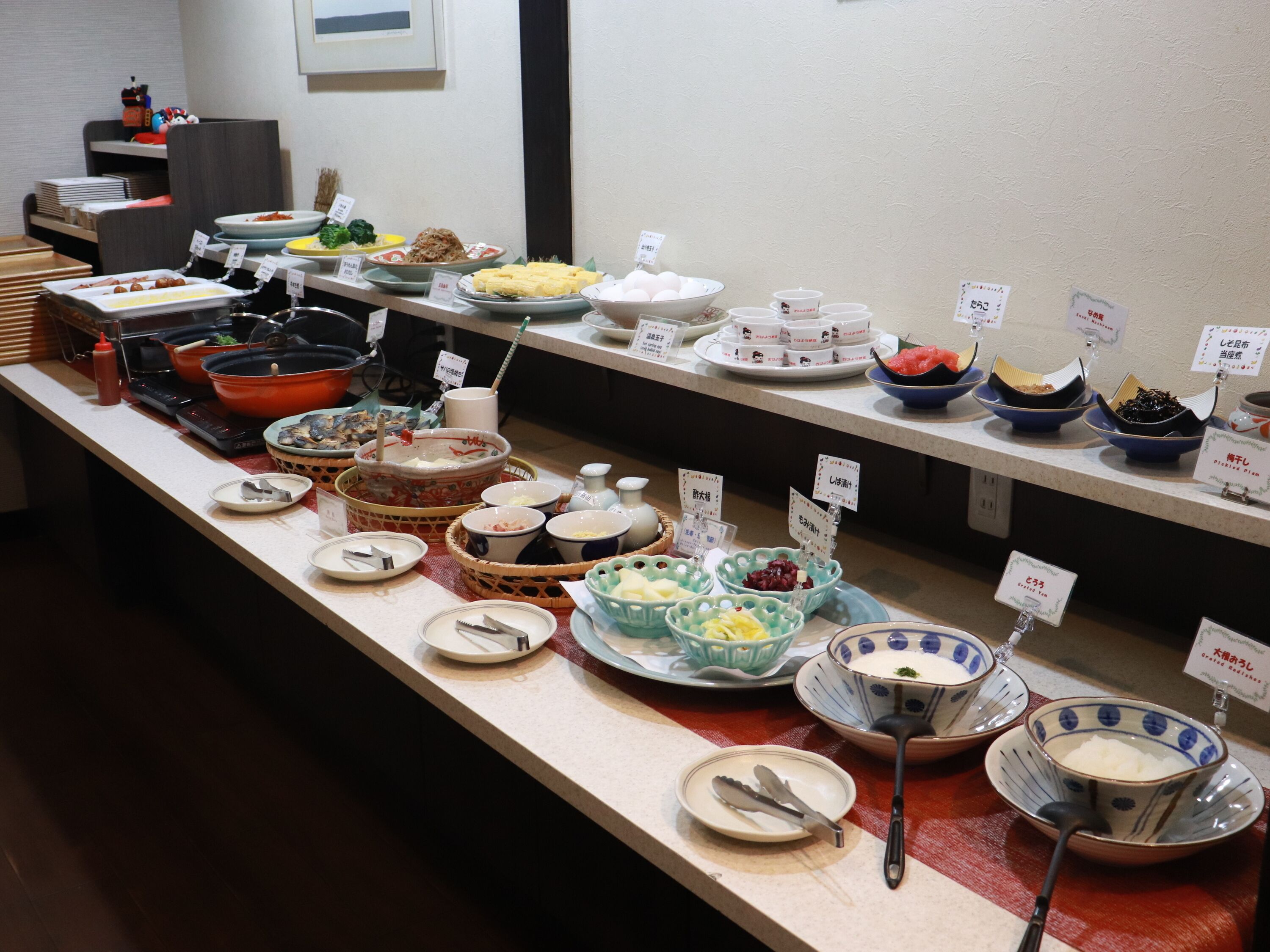 Tägliches Frühstücksbuffet (1700 JPY pro Person)