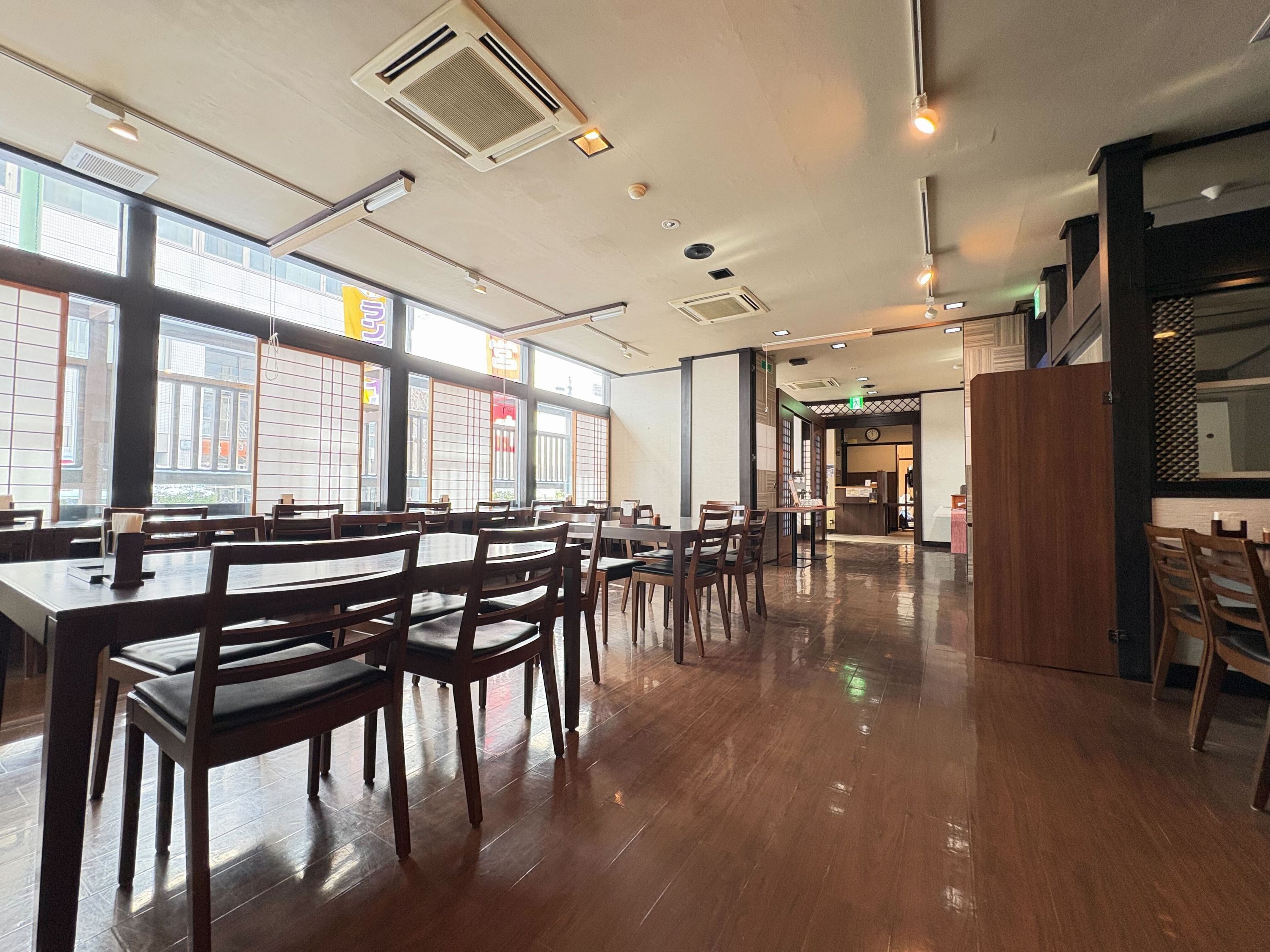 Frokostbuffé hver dag (JPY 1700 per person)