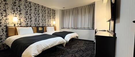 Untuvapeitot, työpöytä, kannettavalle tietokoneelle sopiva työtila