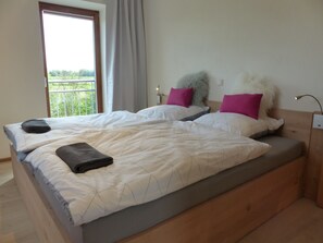 3 Schlafzimmer, Bügeleisen/Bügelbrett, Reisekinderbett, kostenloses WLAN