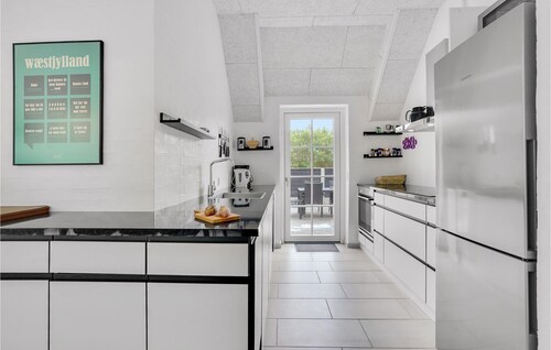 Awesome home in Ulfborg with sauna