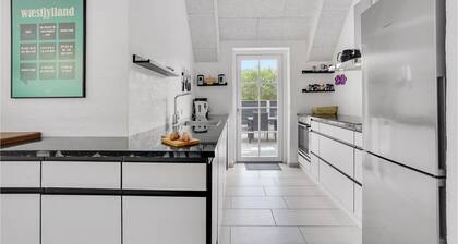 Awesome home in Ulfborg with sauna