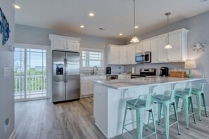 Fridge, microwave, oven, stovetop - 4 Bedroom New Construction Oceanview (North Topsail Beach)