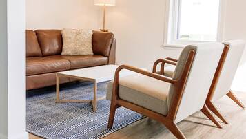 Smart TV, offices, computer monitors