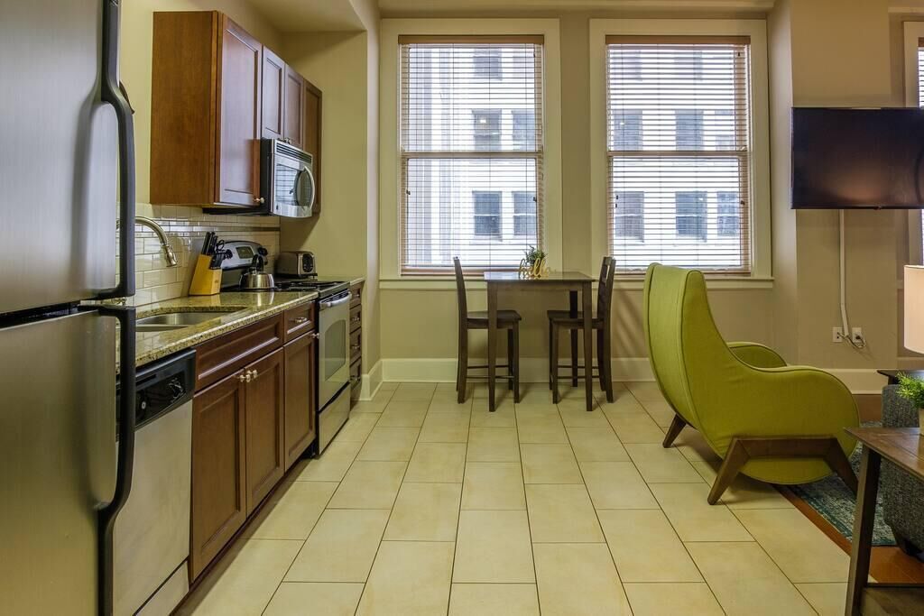 Frontdesk | 1BR Apt with Wifi near Jackson Square