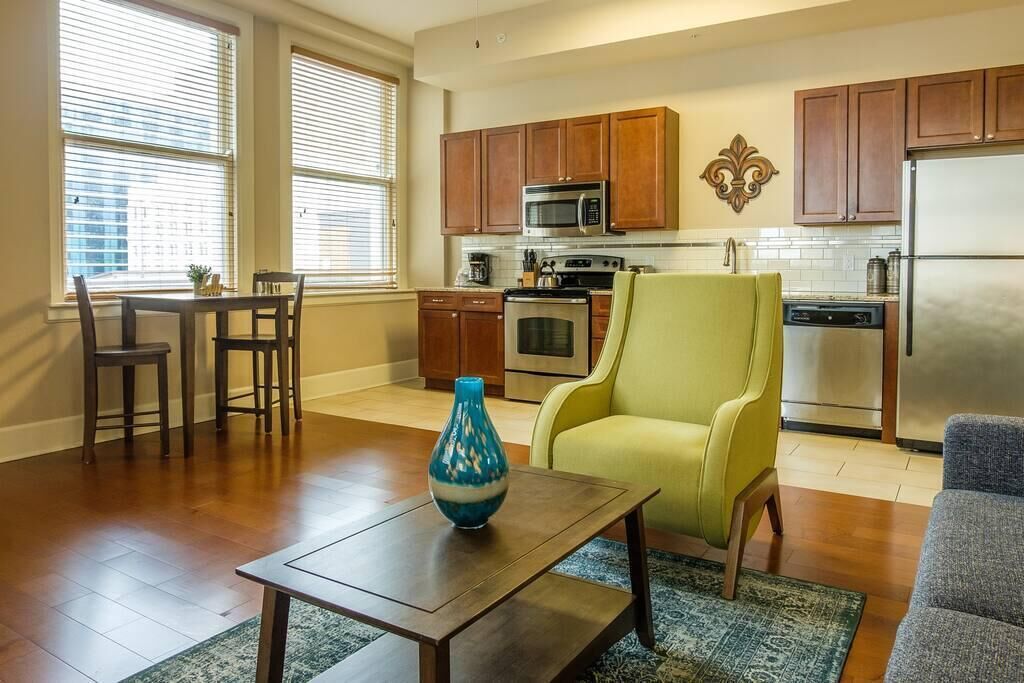 Frontdesk | Spacious 1BR in the Heart of the City