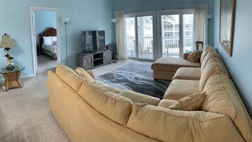 Smart TV, table tennis, books