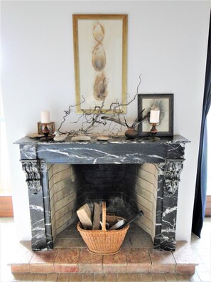 Interior detail - Charming Duplex Close to Lugano (Lugano)