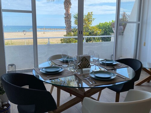 Strandhaus direkt am Meer · Große private Terrasse mit Pergola · Klimaanlage