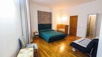 3 sovrum, gratis wi-fi och sÀngklÀder