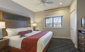 1 bedroom, iron/ironing board, WiFi, bed sheets - 1 Bed Condo near Entrance of Yellowstone (West Yellowstone)