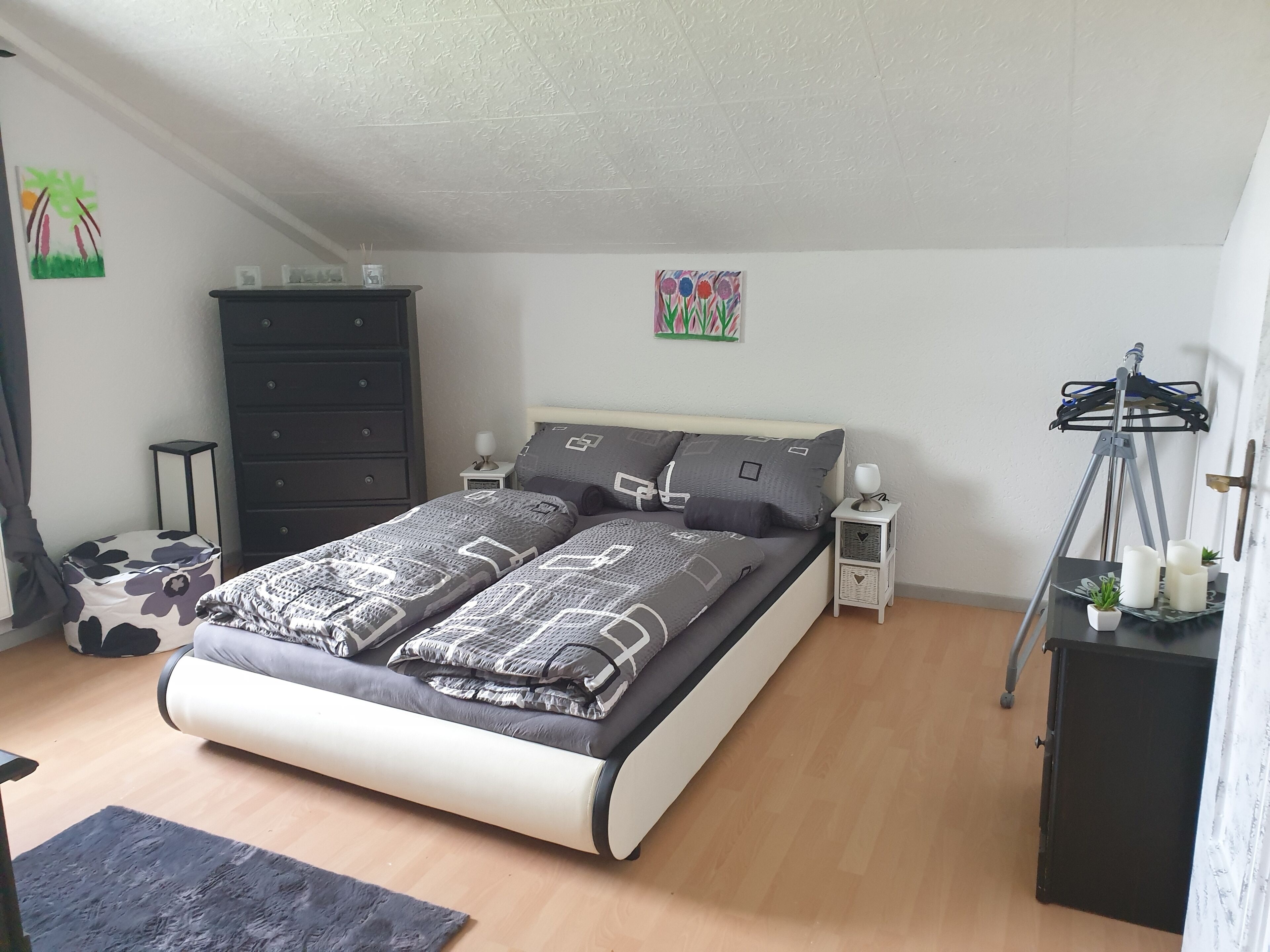 Holiday house "Palmland" with whirlpool, small waterfall and water place