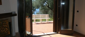 Marina di Camerota - Casa Vacanze in Villa Panoramica con Giardino