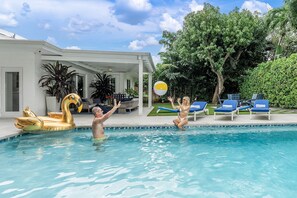Outdoor pool, a heated pool