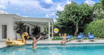 Perfect Location Family Friendly - Heated Salt Pool - Outdoor Kitchen-Firepit