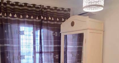 Maison Style Arabe Avec Patio Ă Deux pas de la Plage et au CĆur de la MĂ©dina